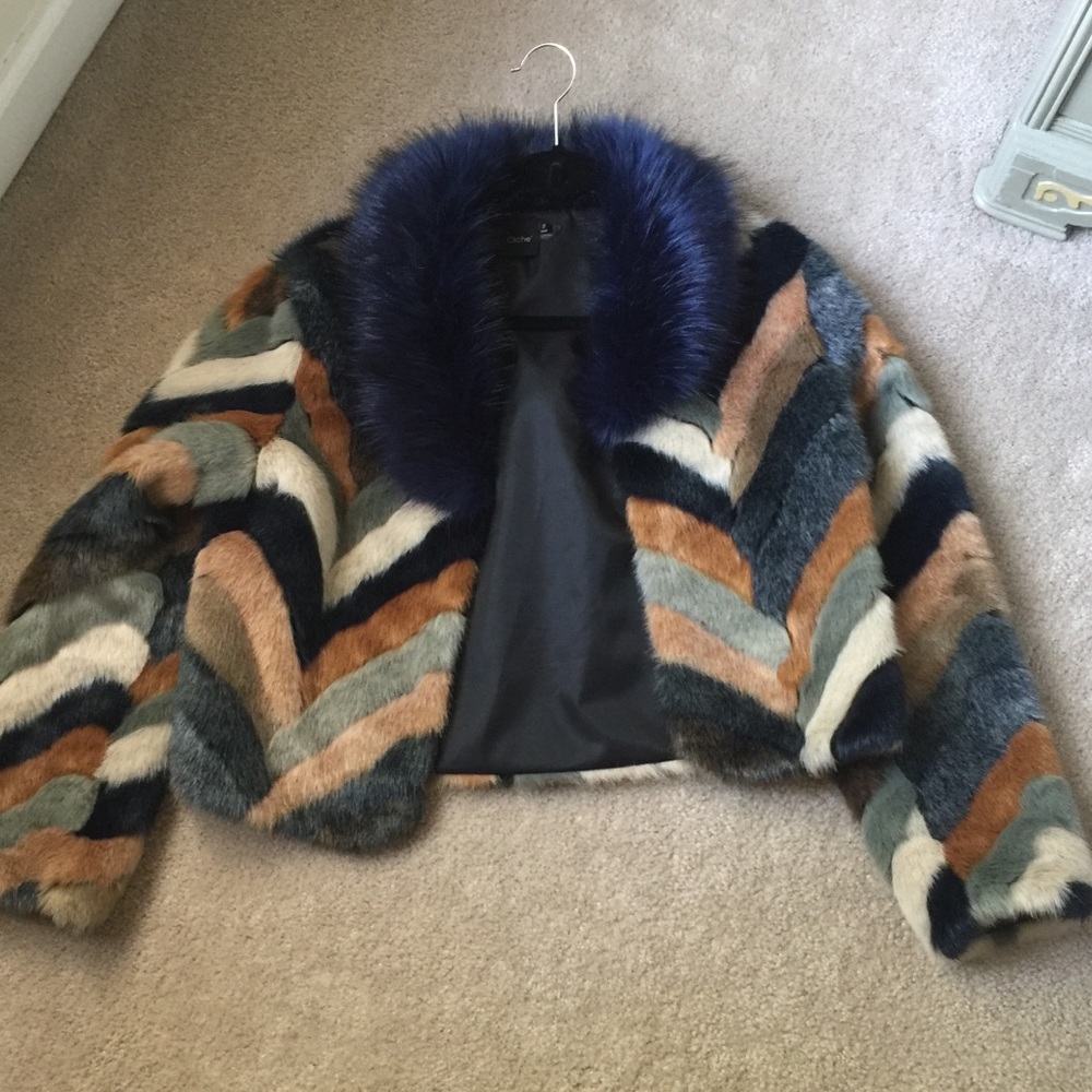 Cliche Faux Fur Crop Jacket